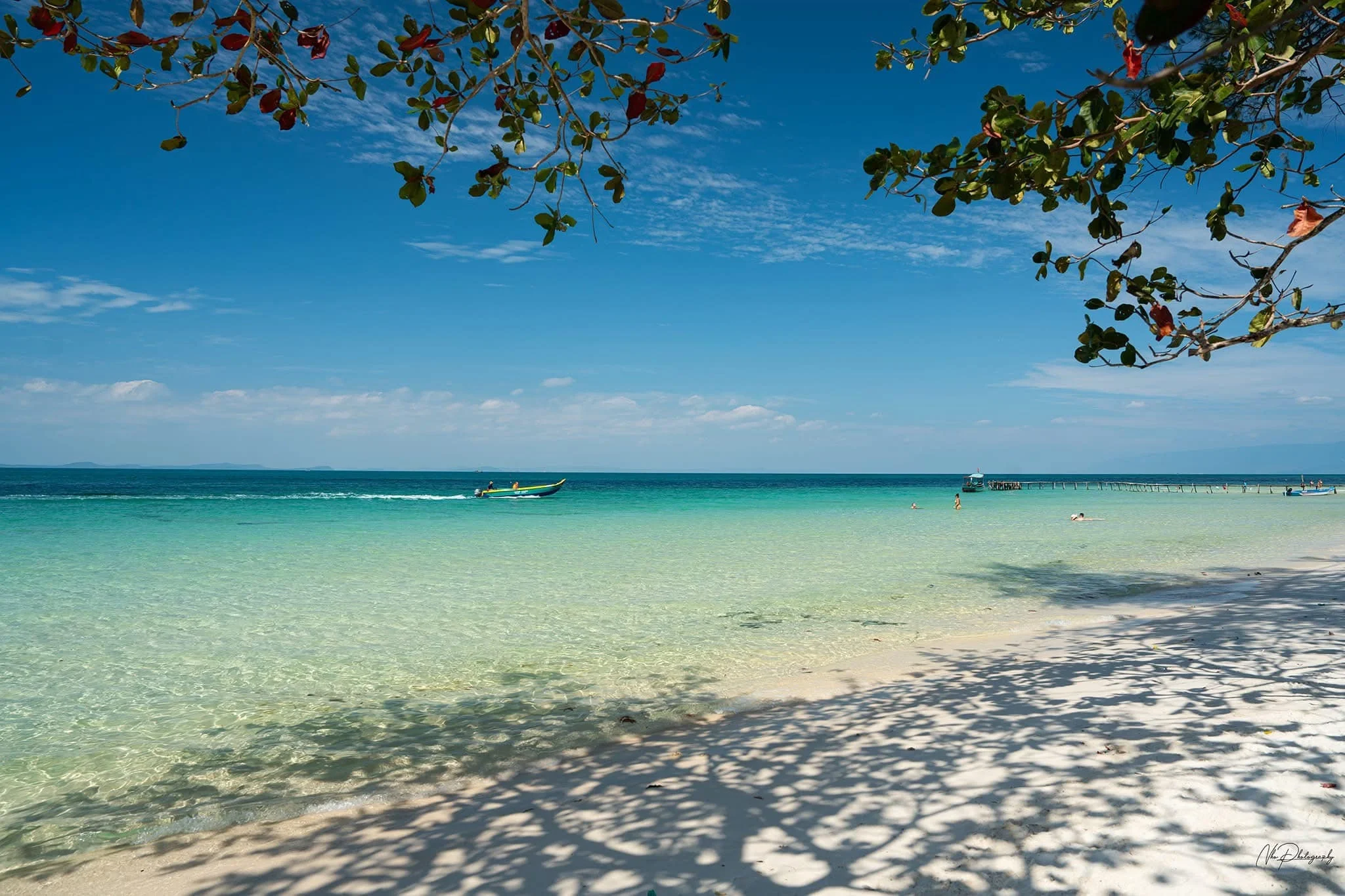 Vietnam Unveiled: Sapa Heights to Southern Shores Gallery Image