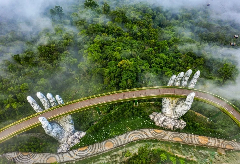 Vietnam Unveiled: Sapa Heights to Southern Shores Gallery Image